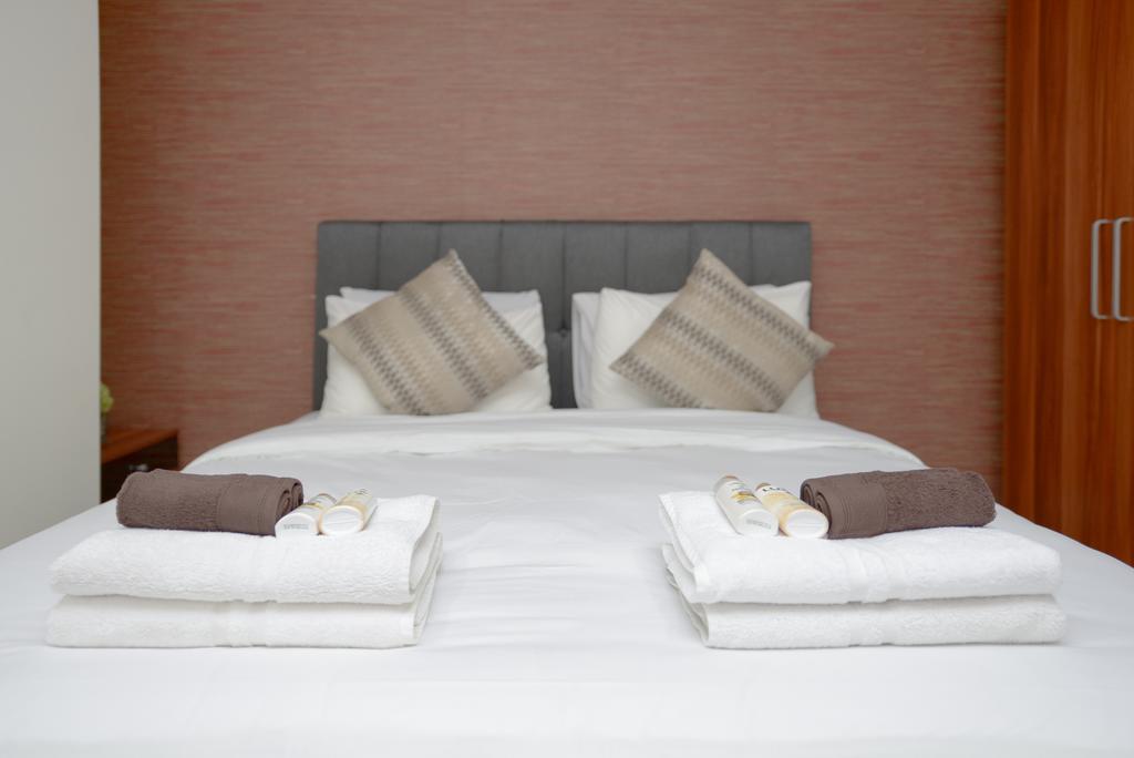 The Cupcake Suites Jakarta Exterior foto