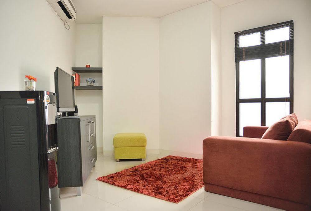 The Cupcake Suites Jakarta Exterior foto
