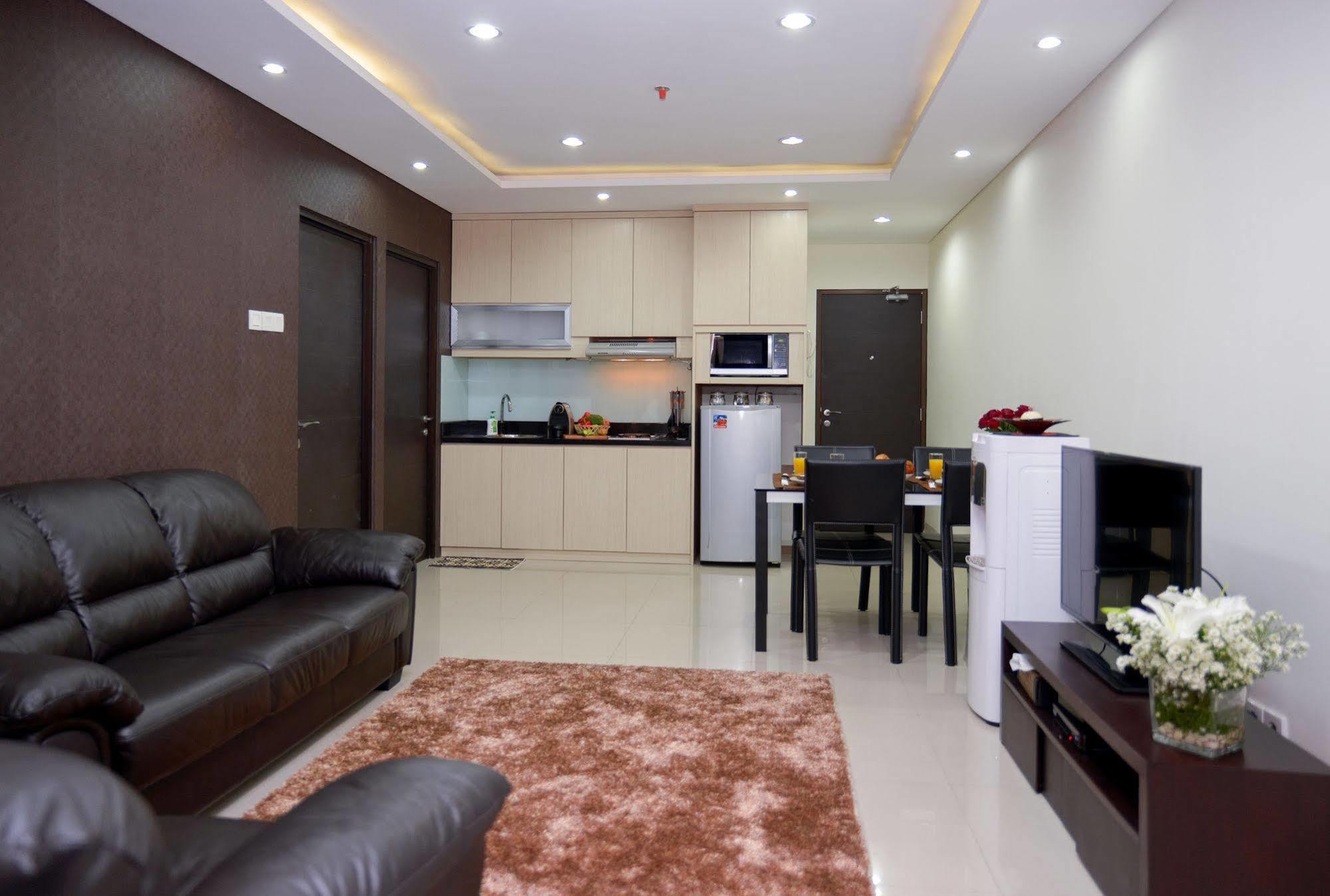 The Cupcake Suites Jakarta Exterior foto